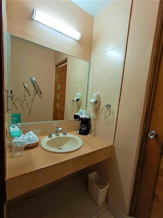 Hotel Santo Domingo Express Villahermosa Extérieur photo