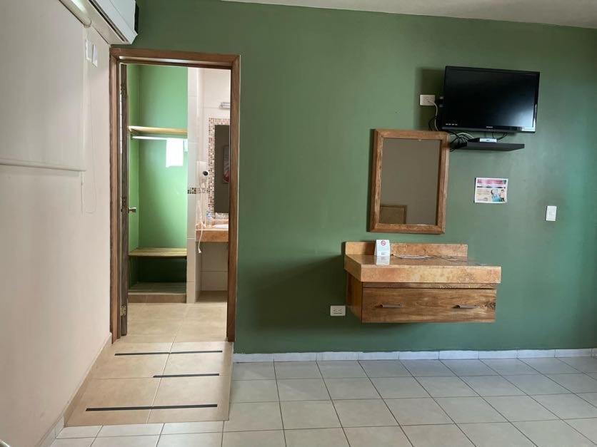 Hotel Santo Domingo Express Villahermosa Extérieur photo
