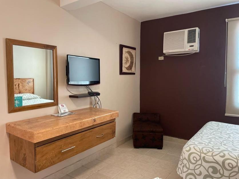 Hotel Santo Domingo Express Villahermosa Extérieur photo
